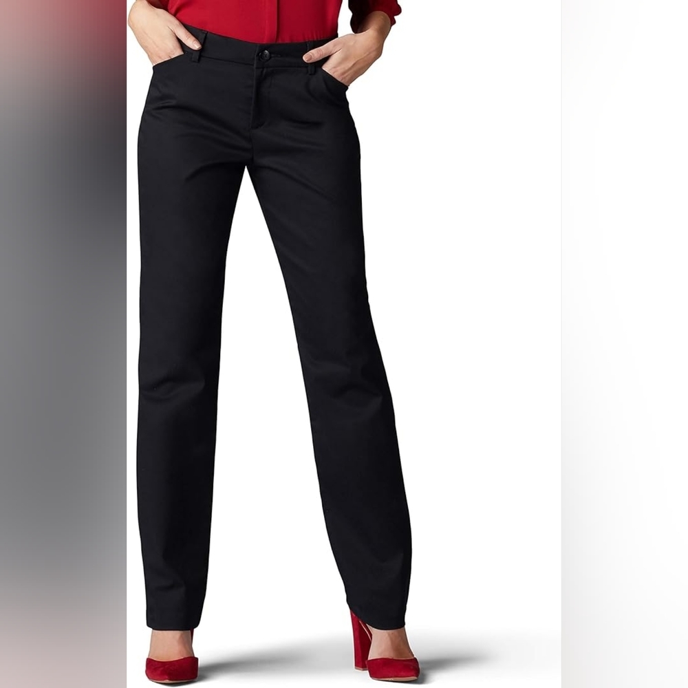 NWT Lee Straight Leg Pants